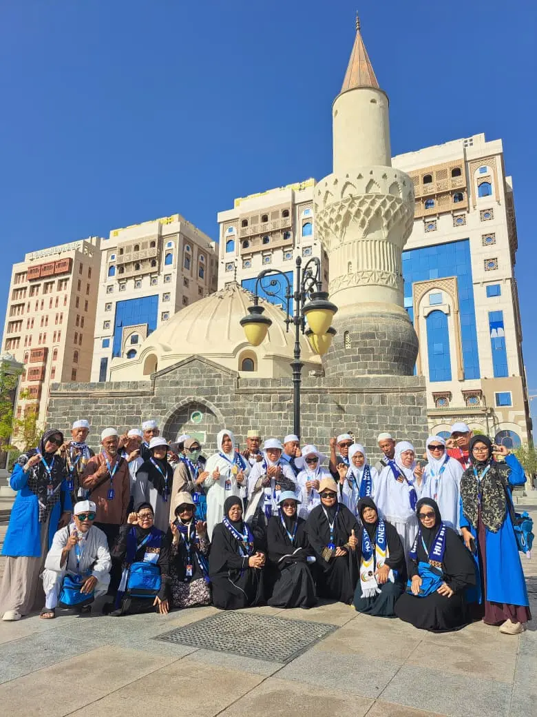 Monumen Masjid Abu Bakar As Sidiq